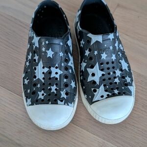 Native B&W Starry Sandals - Toddler sz 10